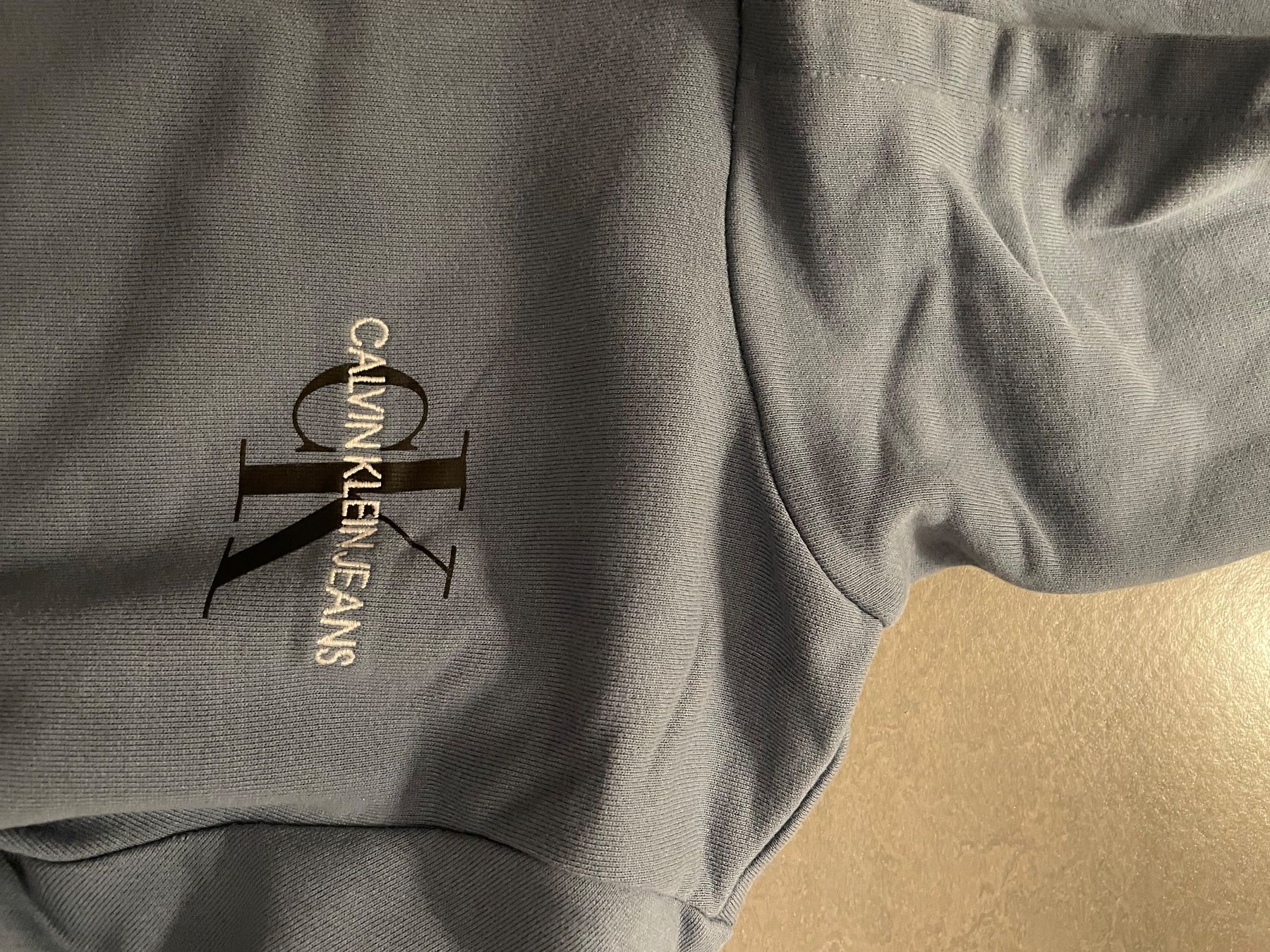 Calvin Klein Pullover & Sweatshirts: Calvin Klein Pullover – Neu (gemäss Beschreibung) aus Zürich von Ivona3 1