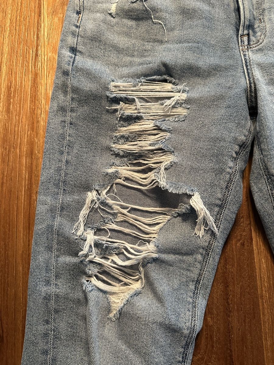American Eagle Jeans: American Eagle Mom Jeans, destroyed, Top Zustand! – Neu (gemäss Beschreibung) aus Altendorf von Eastwick4 1