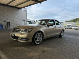 Mercedes-Benz W204