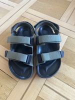 Sandales Birkenstock vert kaki taille 42