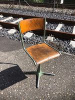 Stuhl Industrial Design, mit wunderbarer Patina  Toller Stuh