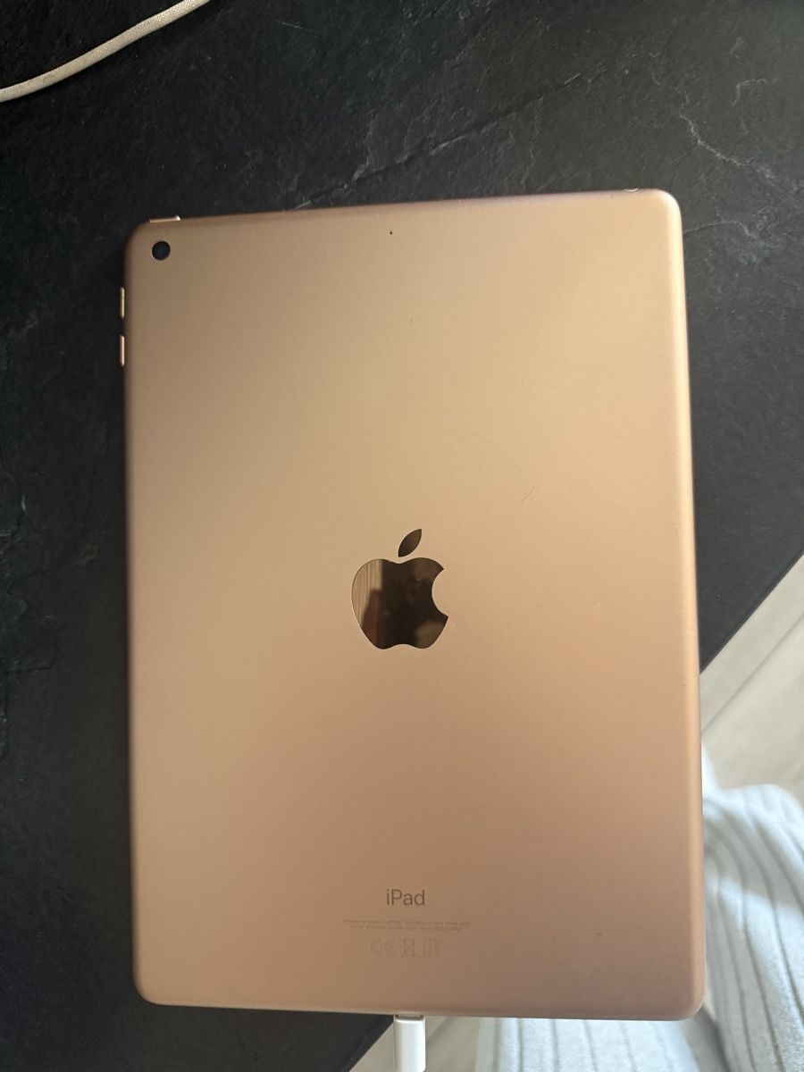 Apple Tablet PC: IPad 6. Generation – Gebraucht aus Zell ZH von beb_d9gc 1