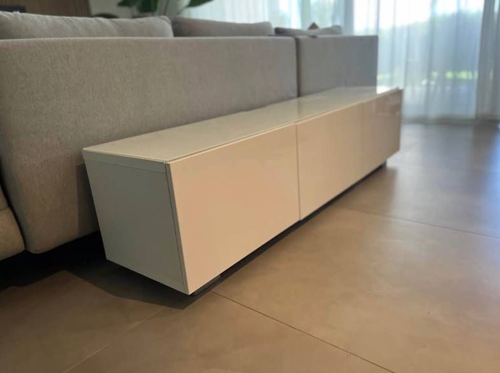 Ikea Meubles TV: Ikea TV Möbel – D'occasion à Triengen par Claudio90
