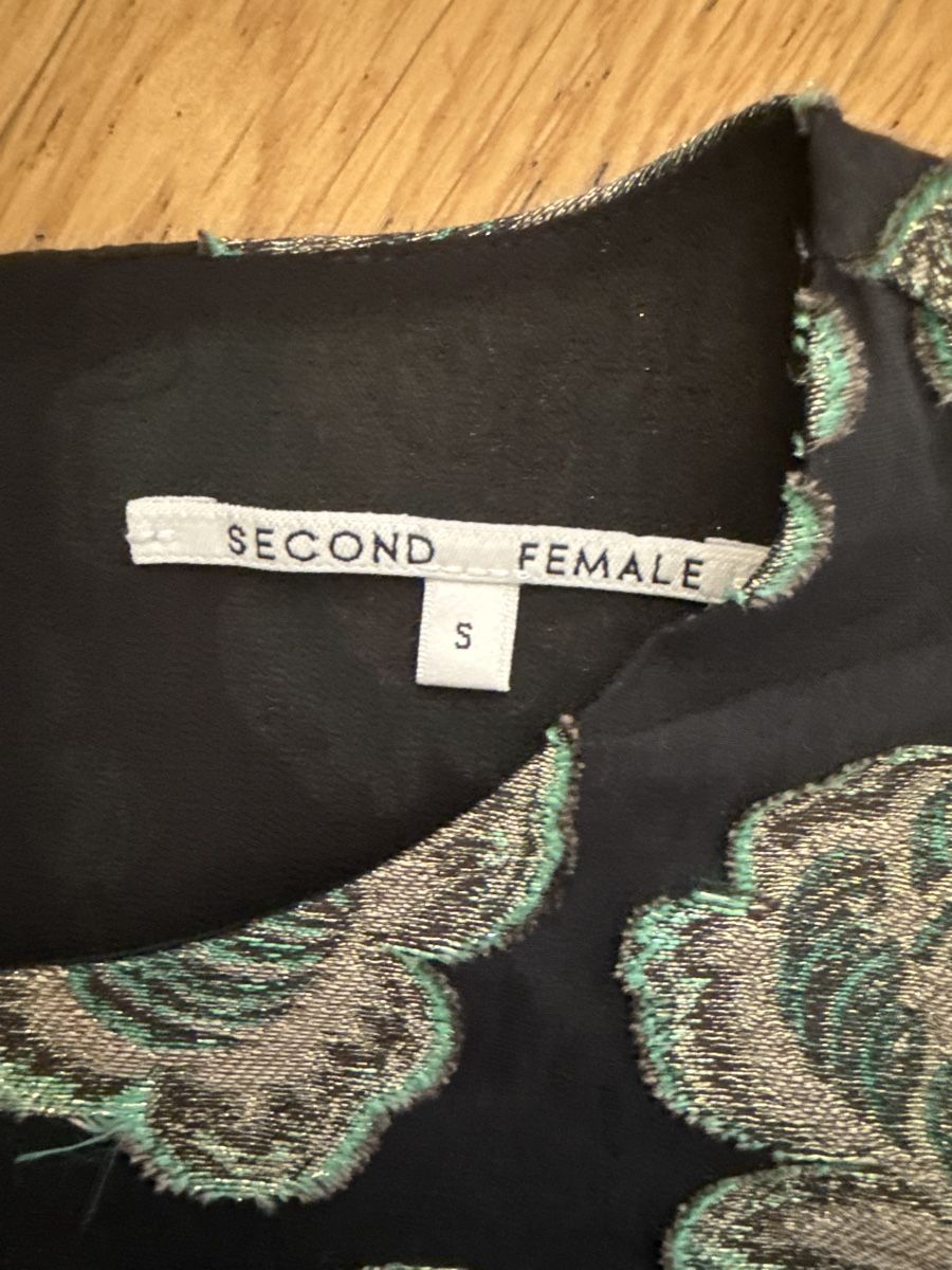 Vestiti: Second Female Kleid, Gr. S, Blumenmuster – Nuovo (secondo la descrizione) da Uster venduto da CharlotteVN 3