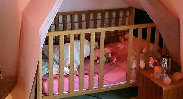 Betten: Chambre bébé évolutif  – Gebraucht aus les Evouettes von gapro 1
