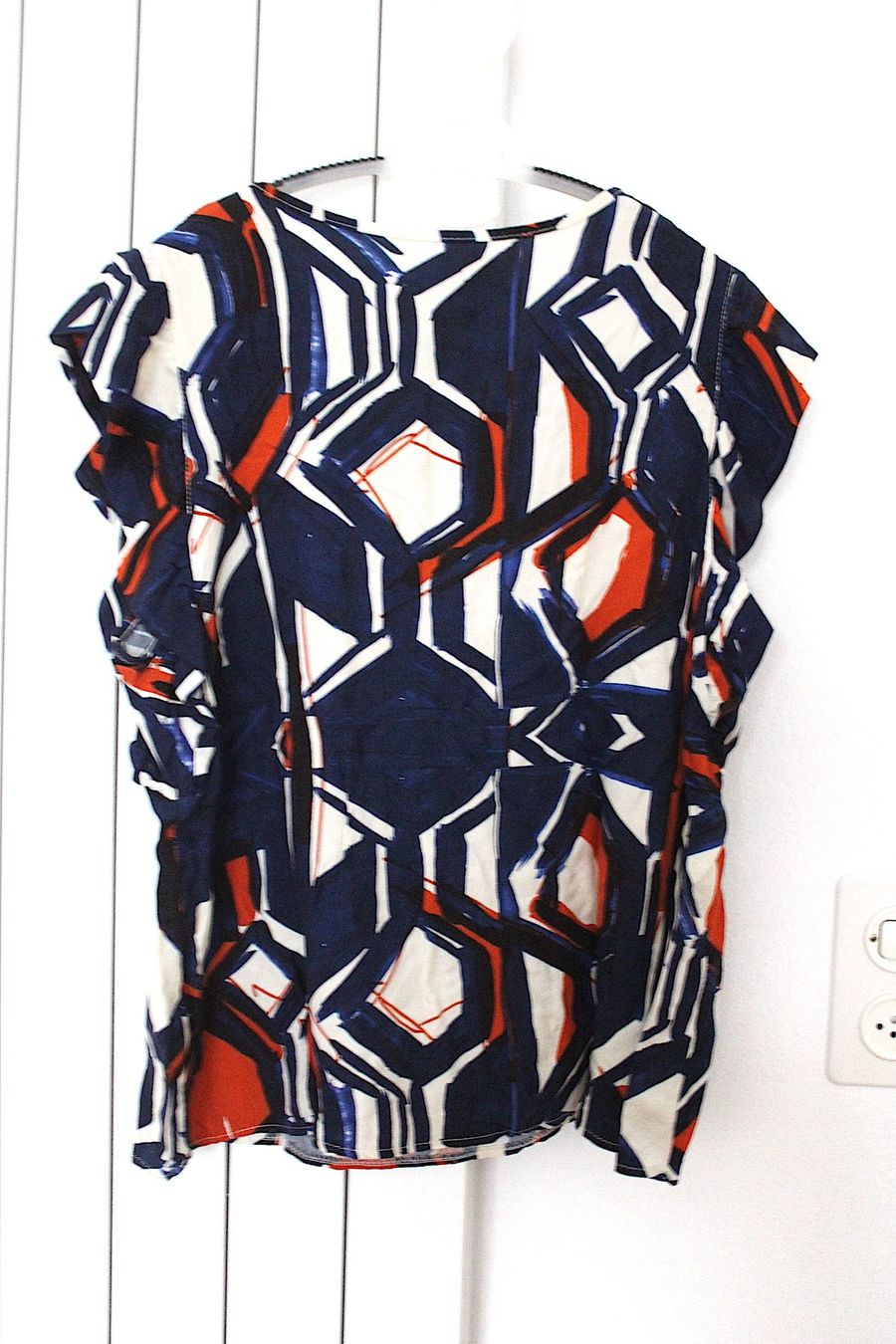 T-Shirts: Oberteil , Gr. ev. 38 / 40 ? - siehe Masse – Gebraucht aus Locarno von madame-tus-sauds 1