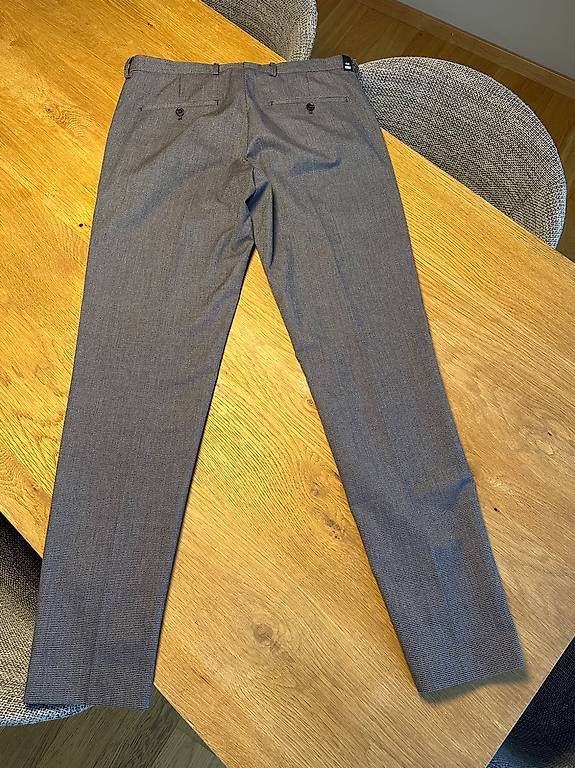 Pantalons: WE Hosen – D'occasion à Wallisellen par Michelle06 1