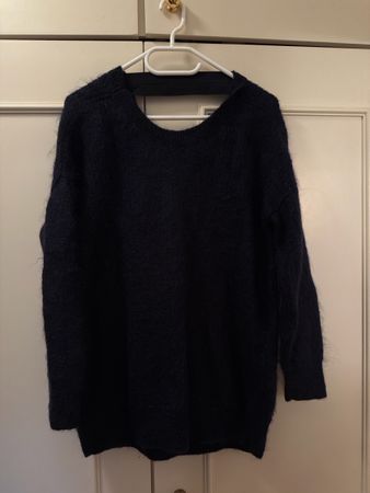 Pull COS maille mohair bleu marine