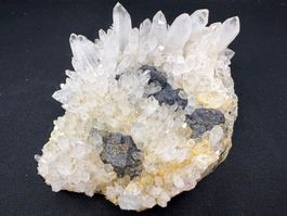 Arsenopyrit auf Quarz