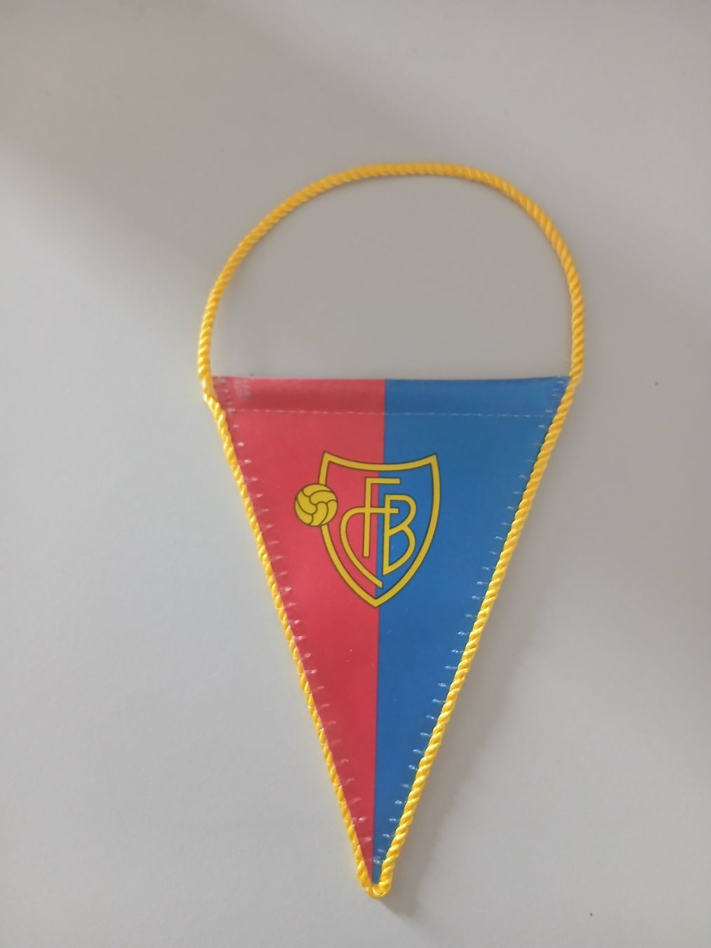 FC Basel Bandiere: FC Basel Wimpel – Nuovo (secondo la descrizione) da Oberglatt ZH venduto da Sandro0124