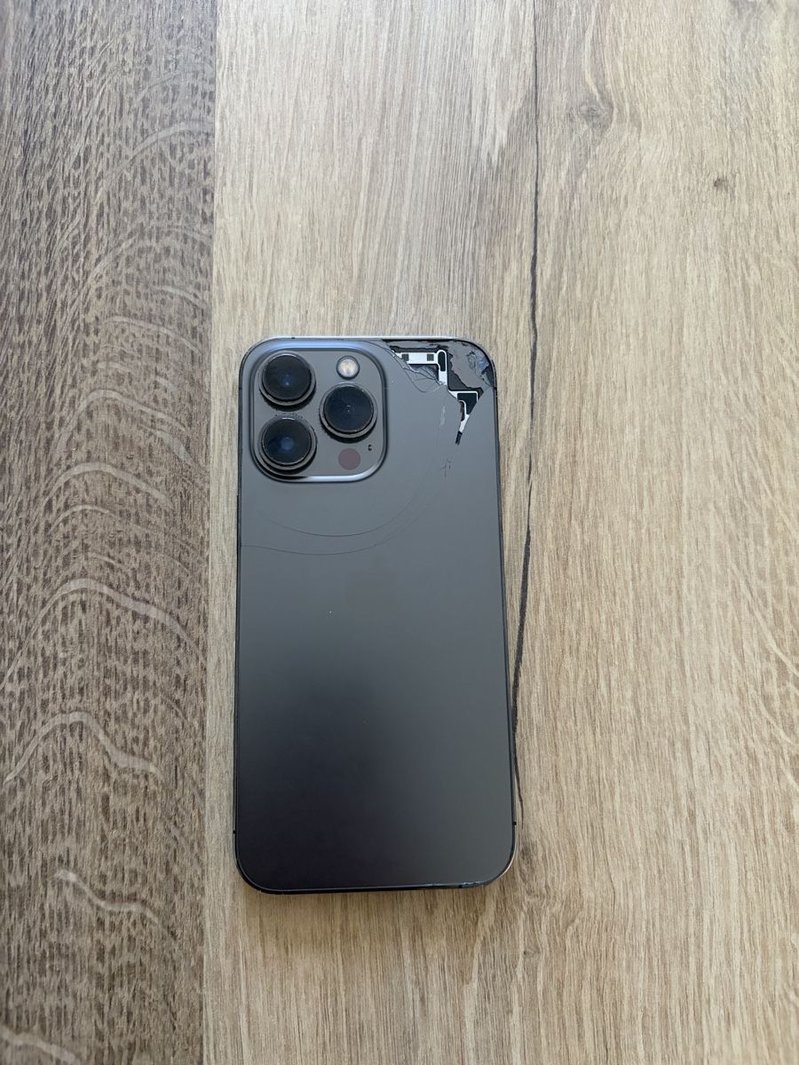 Apple Portables: Iphone 13 pro (funktioniert) – D'occasion à Arbon par Bmacu