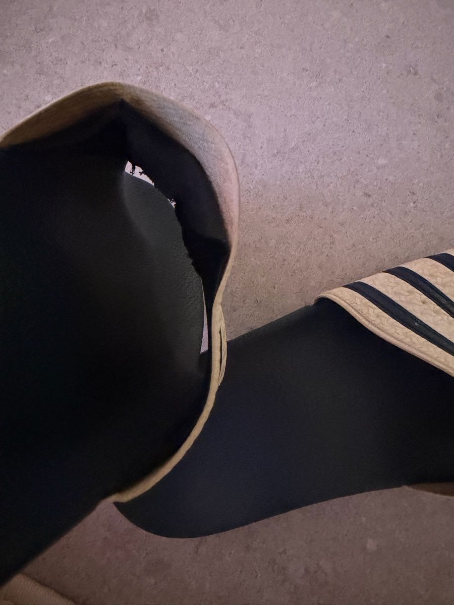 Adidas Herrenschuhe: Adiletten Blau/Weiss Gr. 7 – Gebraucht aus Goldach von superlama5 4