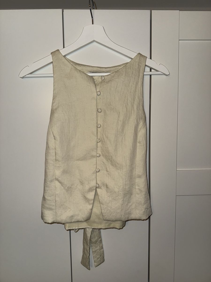 Mango Tops: Weste Mango Grösse S – Gebraucht aus Mörschwil von Seegurke18