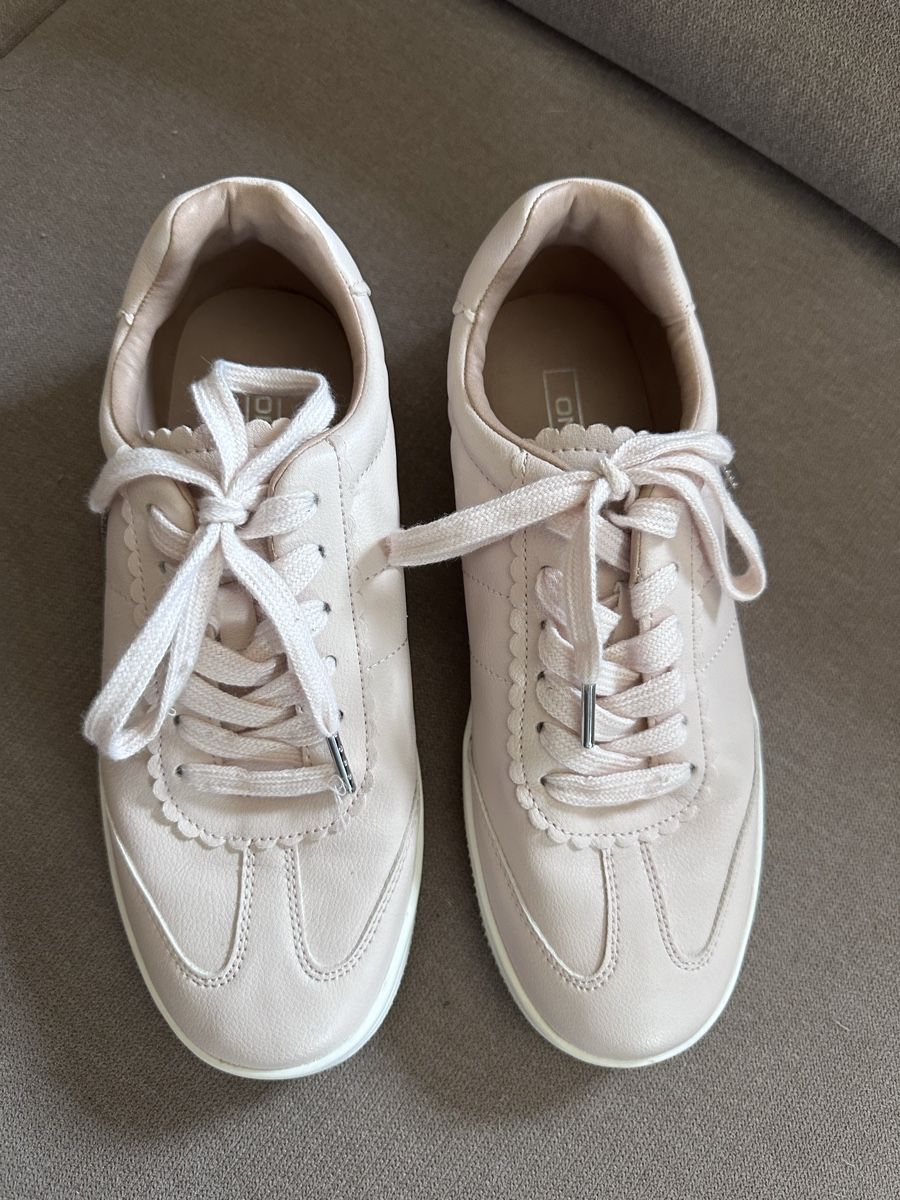 Scarpe da donna: Lederturnschuhe – Nuovo (secondo la descrizione) da Mettmenstetten venduto da Baloo76 1
