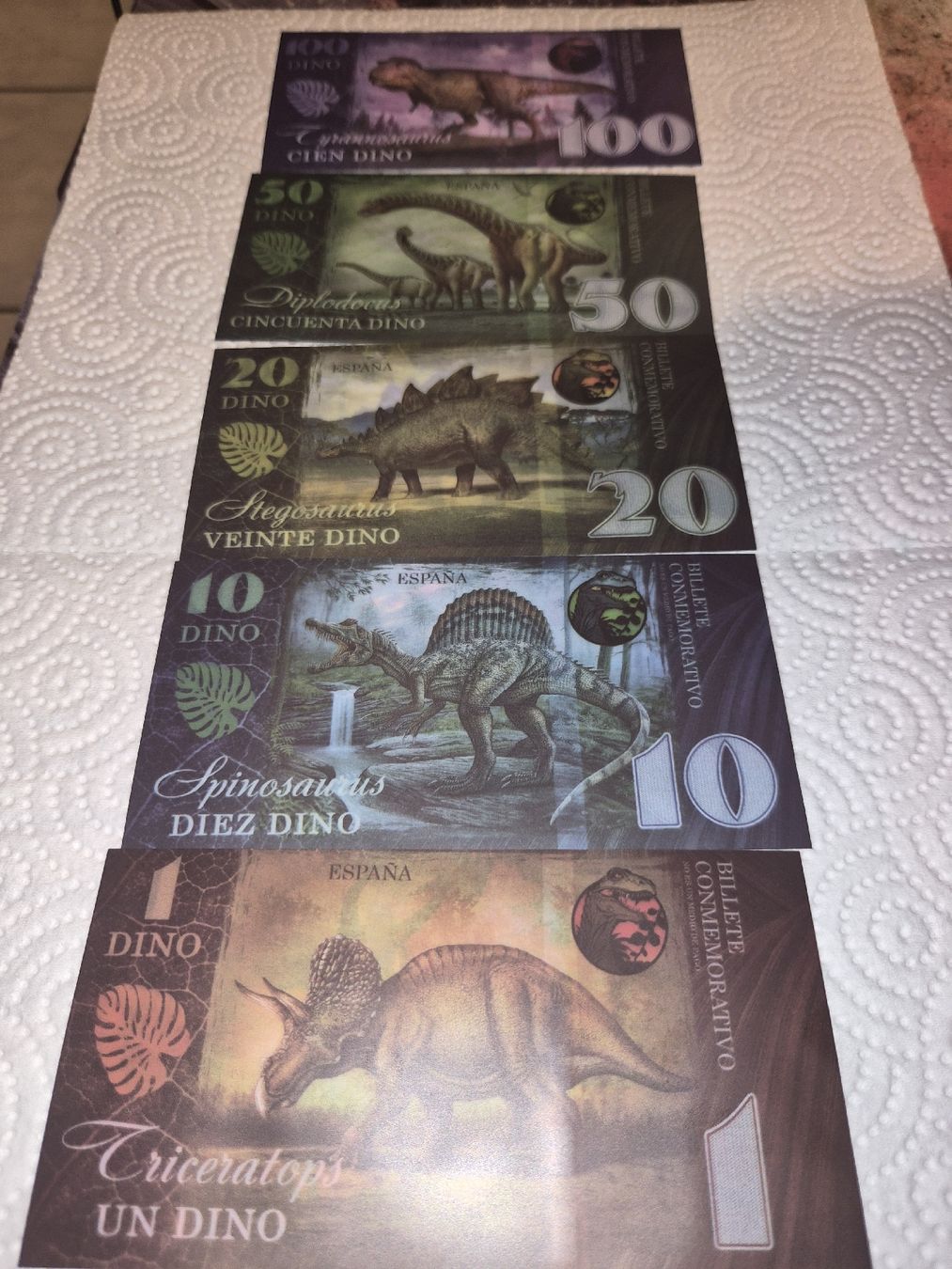 Banknoten: lot de 5 billets commémorarif dinosaure – Neu (gemäss Beschreibung) aus Senèdes von hen_fw8b
