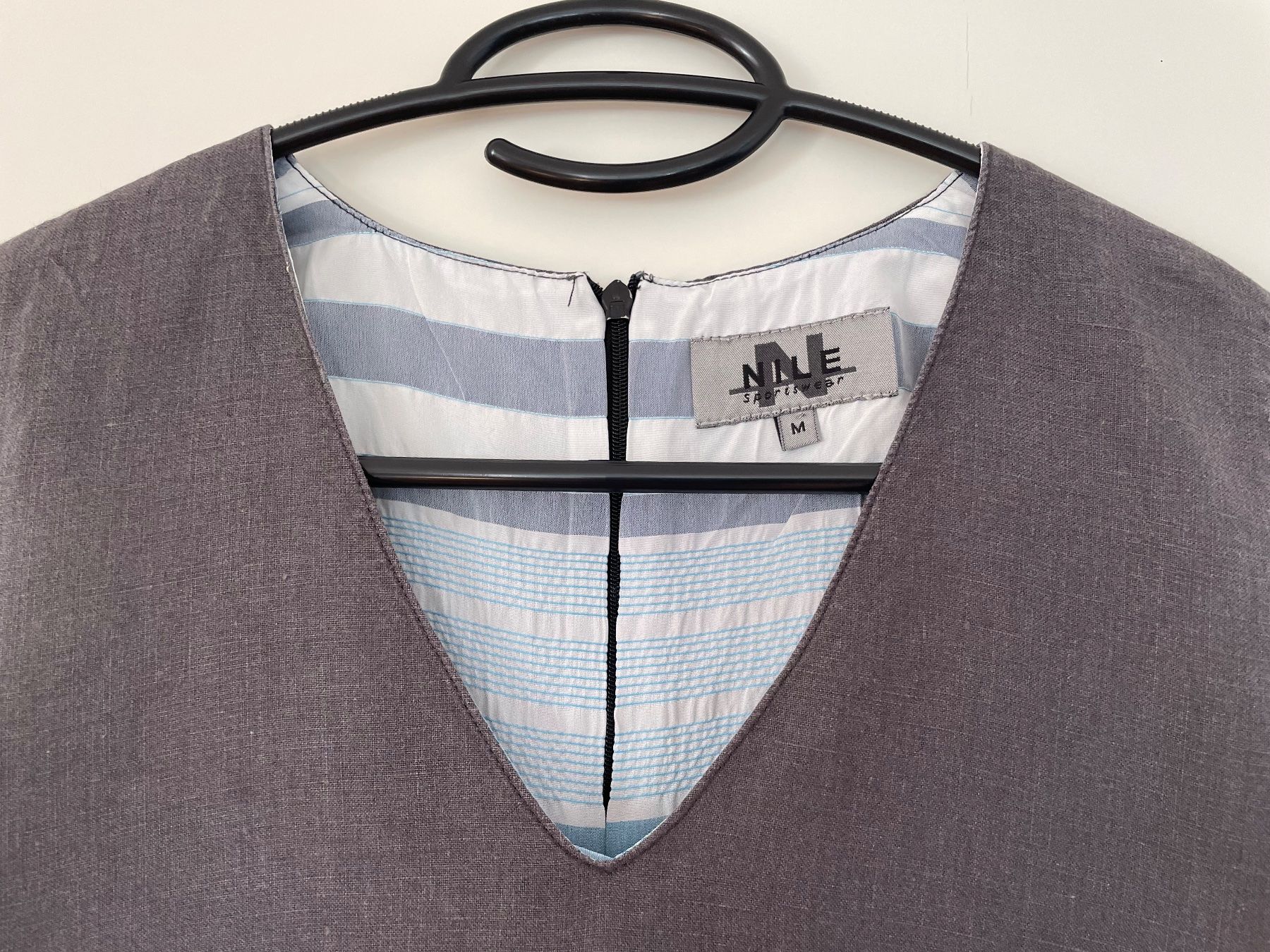 Nile Vestiti: NILE graues Kleid Gr. M – Usato da Unterentfelden venduto da mar_kg6w 1