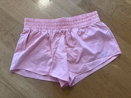 NEU Nike Dry-Fit Damen Sport Shorts, Grösse L,