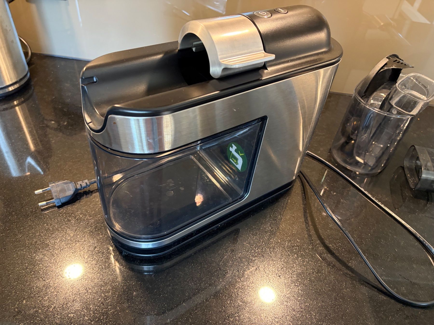 Philips Elettrodomestici da cucina: Philips Masticating Juicer HR1949, Entsafter – Usato da Wil SG venduto da Klicks