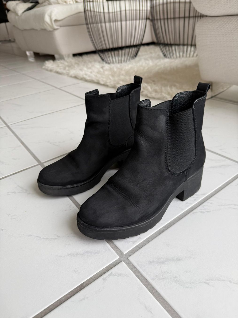 Scarpe da donna: Stiefeletten, schwarz, Gr. 38 – Usato da Emmenbrücke venduto da Florentina27 3