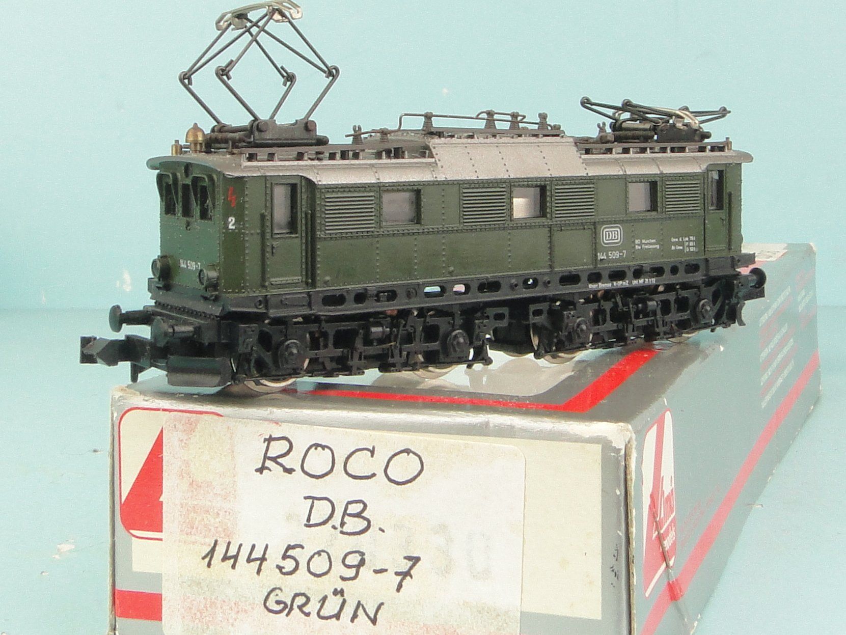 Roco Trains électriques: Roco Spur N DB 144 – D'occasion à Bülach par Albitrain