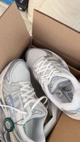 Asics Gel-Kayano 14 Sneaker weiss silber neu mit Box