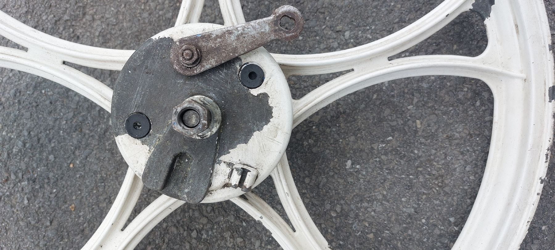 Alpa Ciclomotori: Mofa Vorderrad Alpa Sport  – Usato da Giswil venduto da Stocki02 3