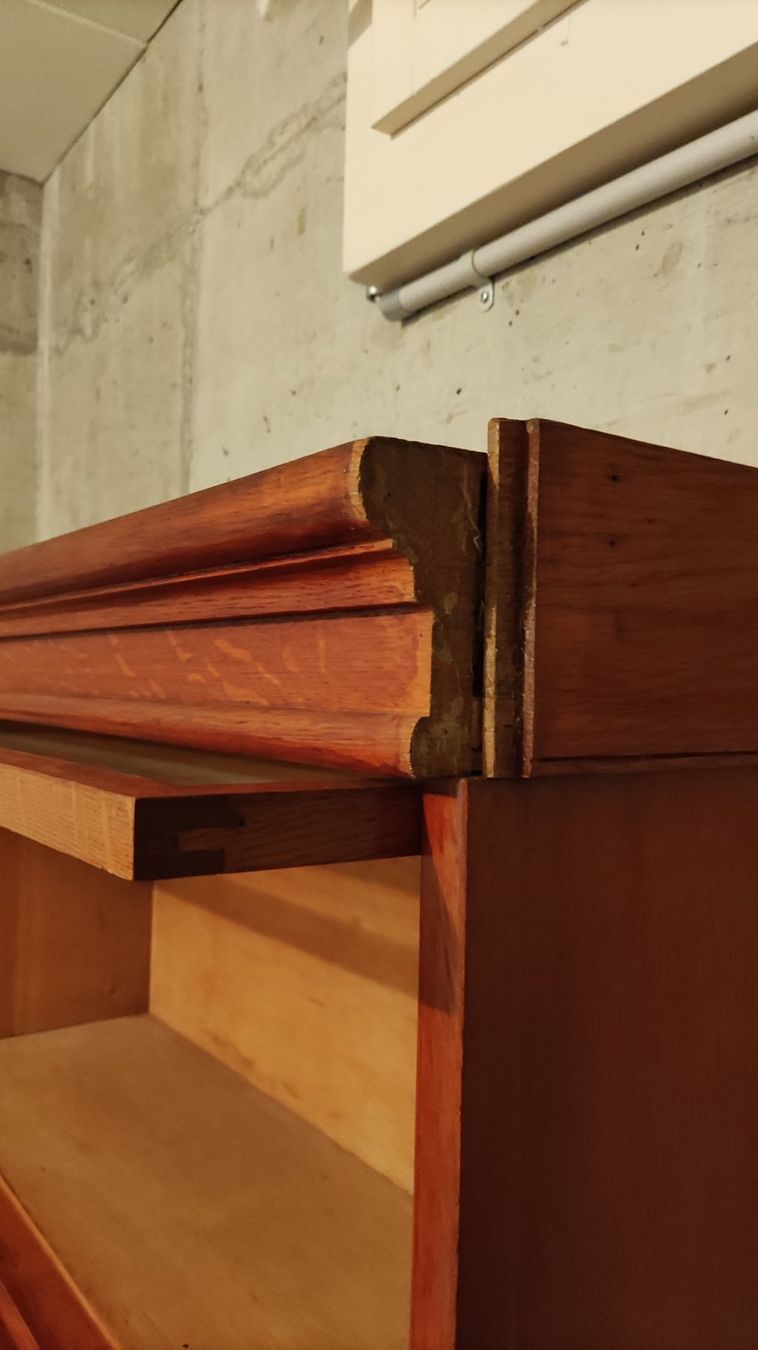 Vetrine: Bibliothèque vitrine d'avocat – Usato da Orbe venduto da ecilea 2