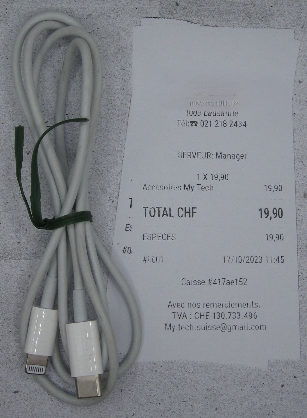 Caricabatterie: Câbles et Adaptateur PRIO pour Apple USB-A & C à Lightning – Nuovo e nell'imballaggio originale da Nyon venduto da WHTF 1