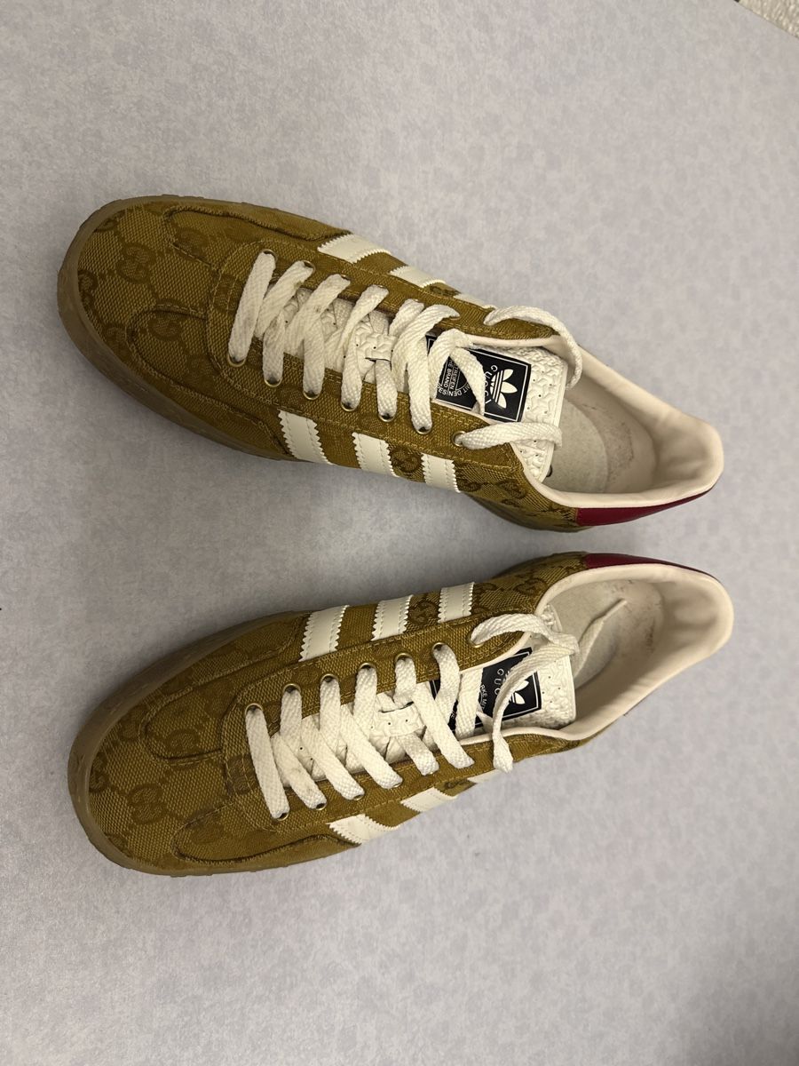 adidas gazelle silver green womens Gucci x Adidas Gazelle Beige GG Monogram