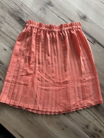 Sommerlicher Faltenrock, Apricot, Gr. M,Top Zustand!