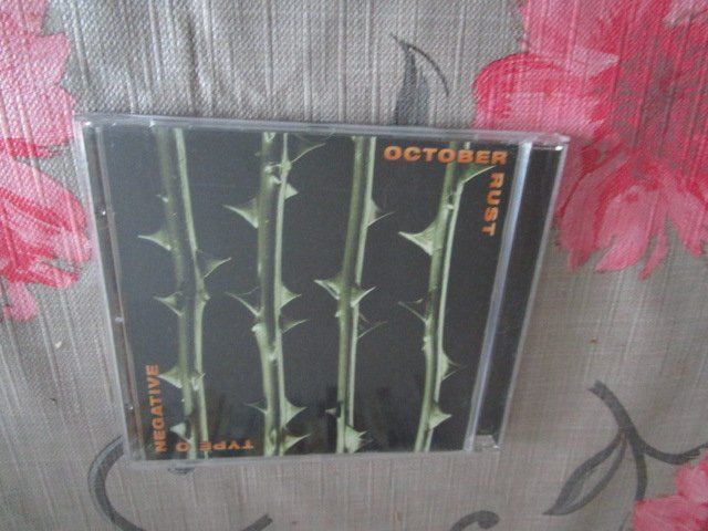 CDs: Type o negative - October Rust CD – Gebraucht aus Olten von