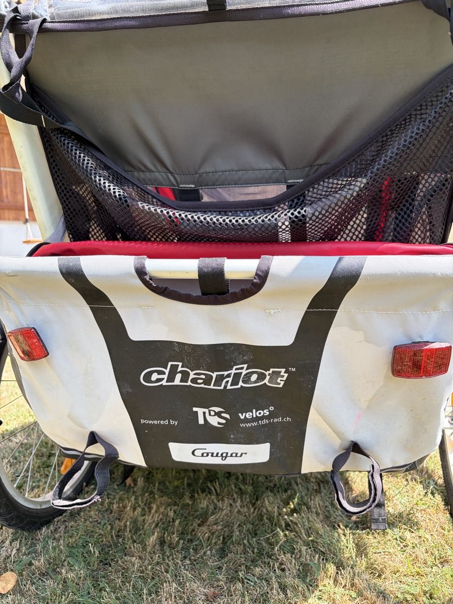 Thule Anhänger: Charette Thule pour 2 enfants – Gebraucht aus Corminboeuf von alexchap 1