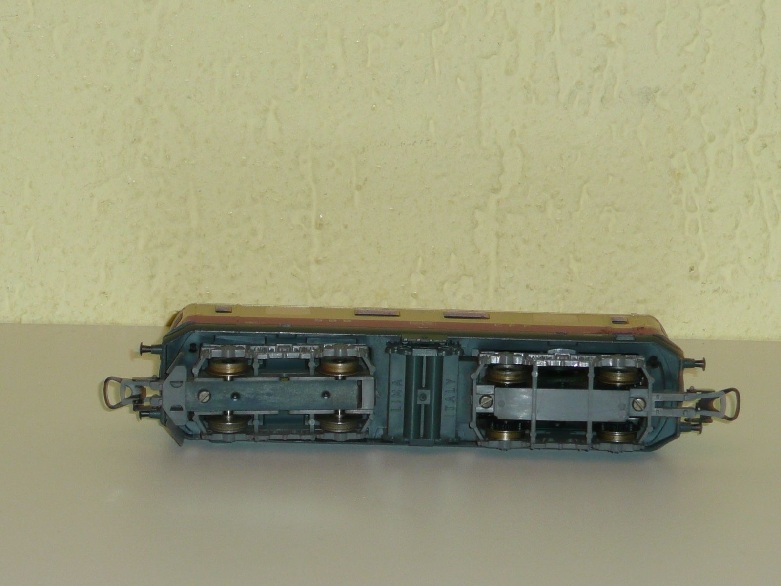 Lima Modellini di ferrovie: Lima HO " SBB E-Lok 10050 " – Usato da Kriens venduto da Taurus12 3