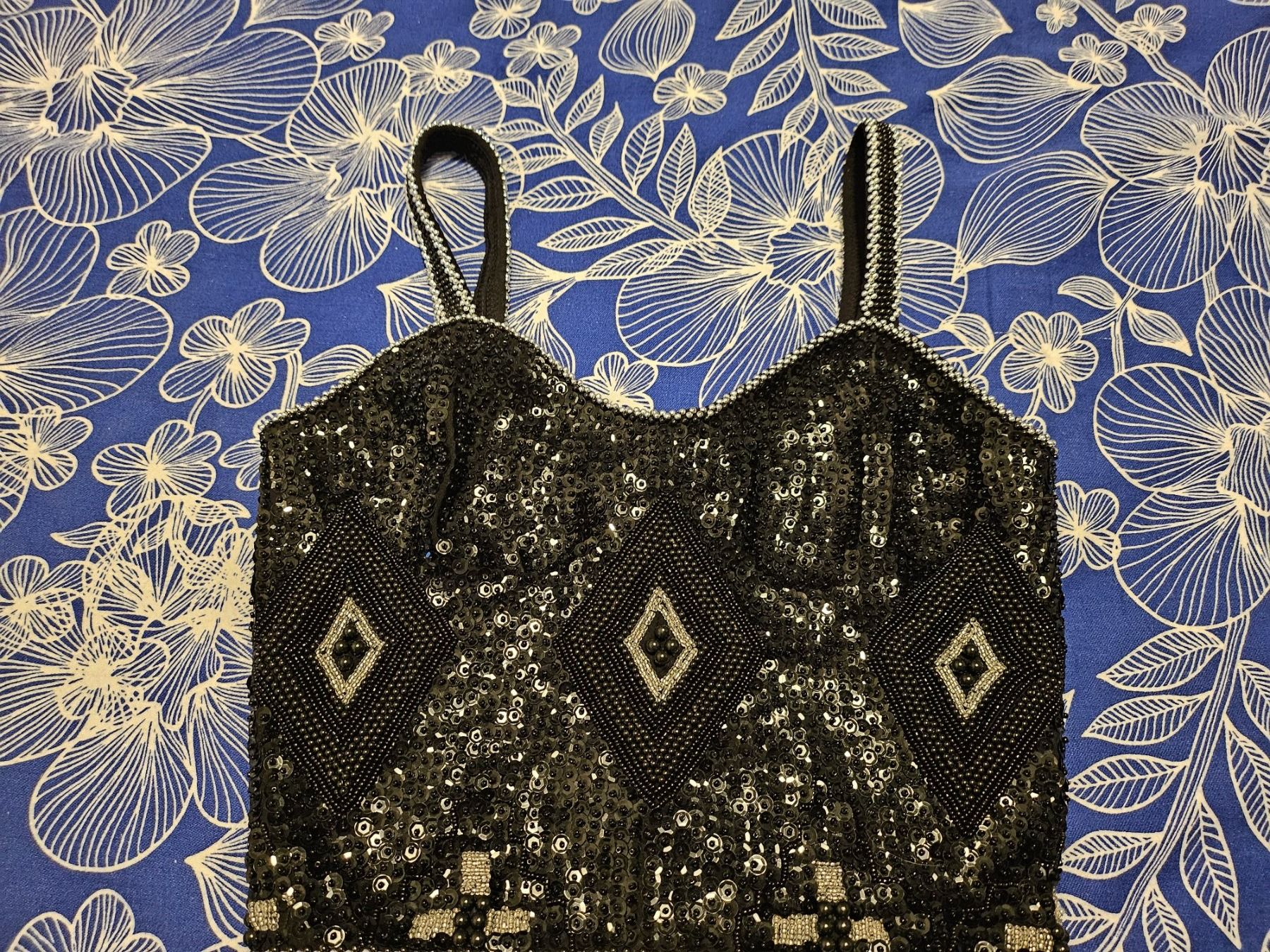 Top: Zara top gr 34 – Nuovo (secondo la descrizione) da Dietikon venduto da Eleda