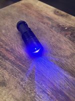 Taktische UV Schwarzlicht Taschenlampe , neuwertig.