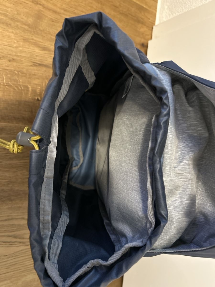 Deuter Borse & Zaini: Kinderrucksack Deuter Junior grau blau – Usato da Geuensee venduto da Priska02 1