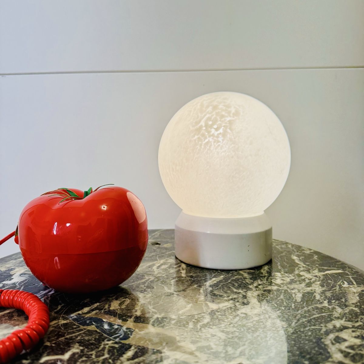 Lampen: Panton style vintage table lamp – Gebraucht aus Zuerich von EMANUELEFEDERICO