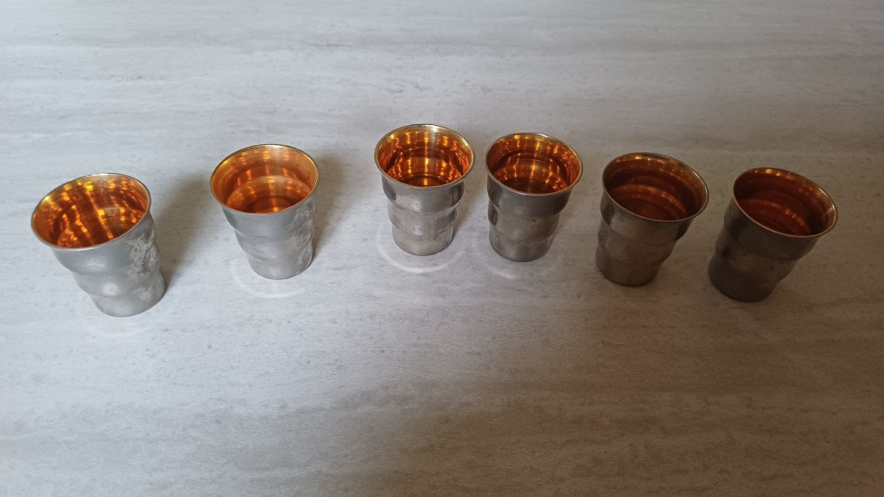 Tassen: Trinkbecher von  Spring  – Gebraucht aus Flawil von Pinkmalibu 8
