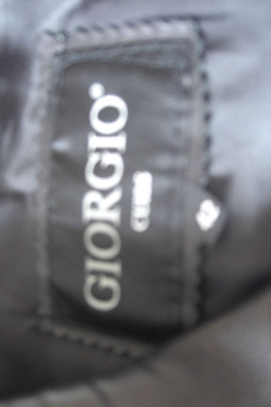 Jacken: Veste noir Taille 42 (Tiny) – Gebraucht aus Veyrier von kimedovapa 2