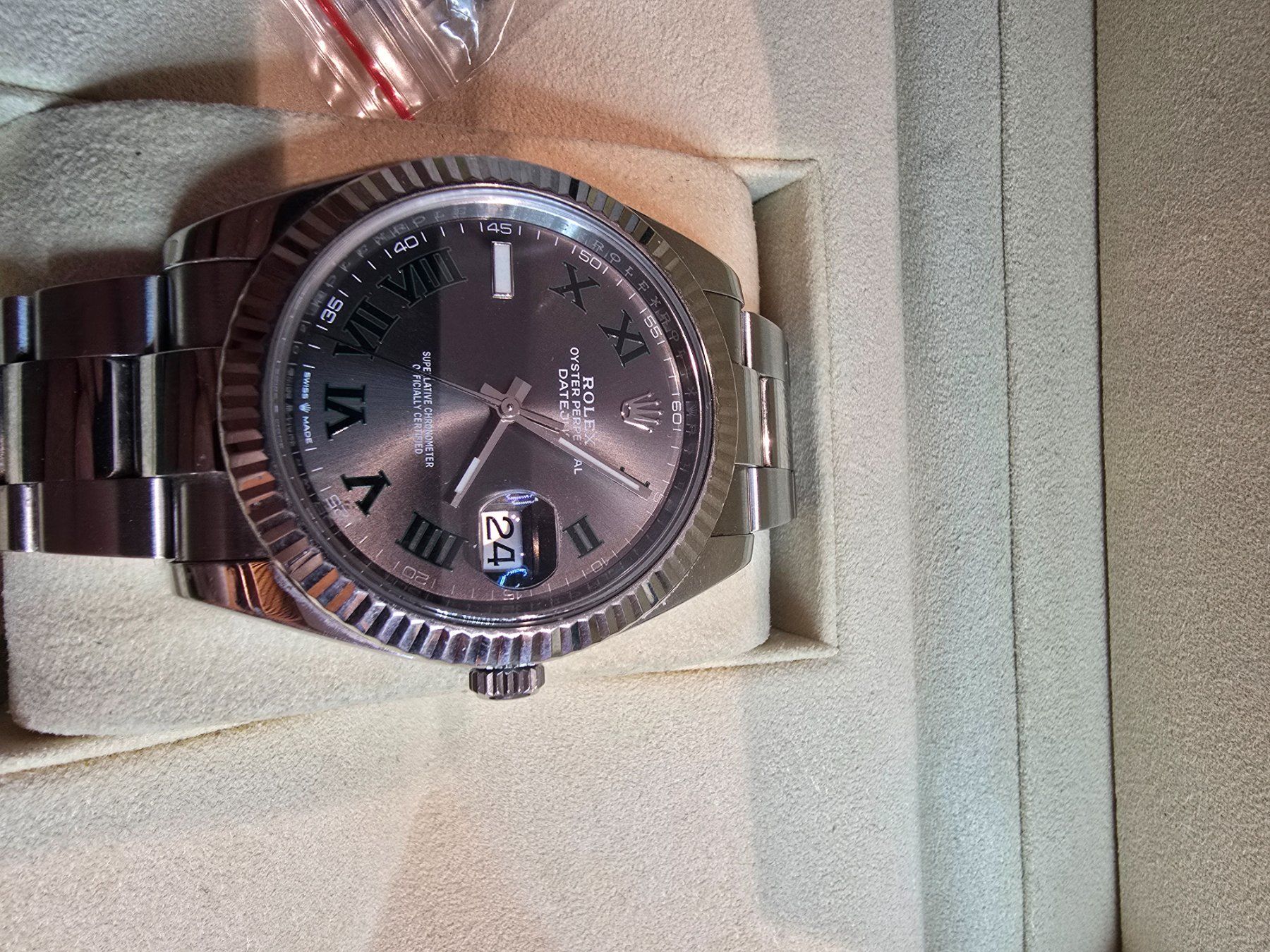 Rolex Orologi: Rolex Oyster Perpetual Datejust 41 Ref. 126334 – Usato da Thalwil venduto da Designer50 4