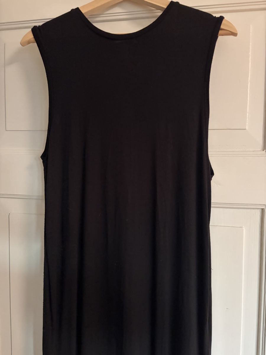 H&M Robes: schwarzes Basic Sommerkleid – D'occasion à Zürich par oli_9dhs 1