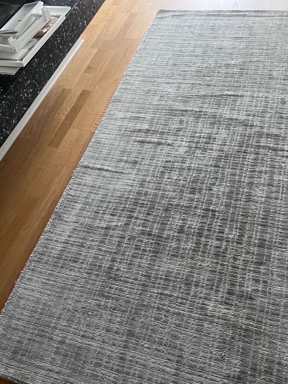 Tappeti: Micasa Design Teppich Grau – Usato da Küsnacht ZH venduto da Luk130 1