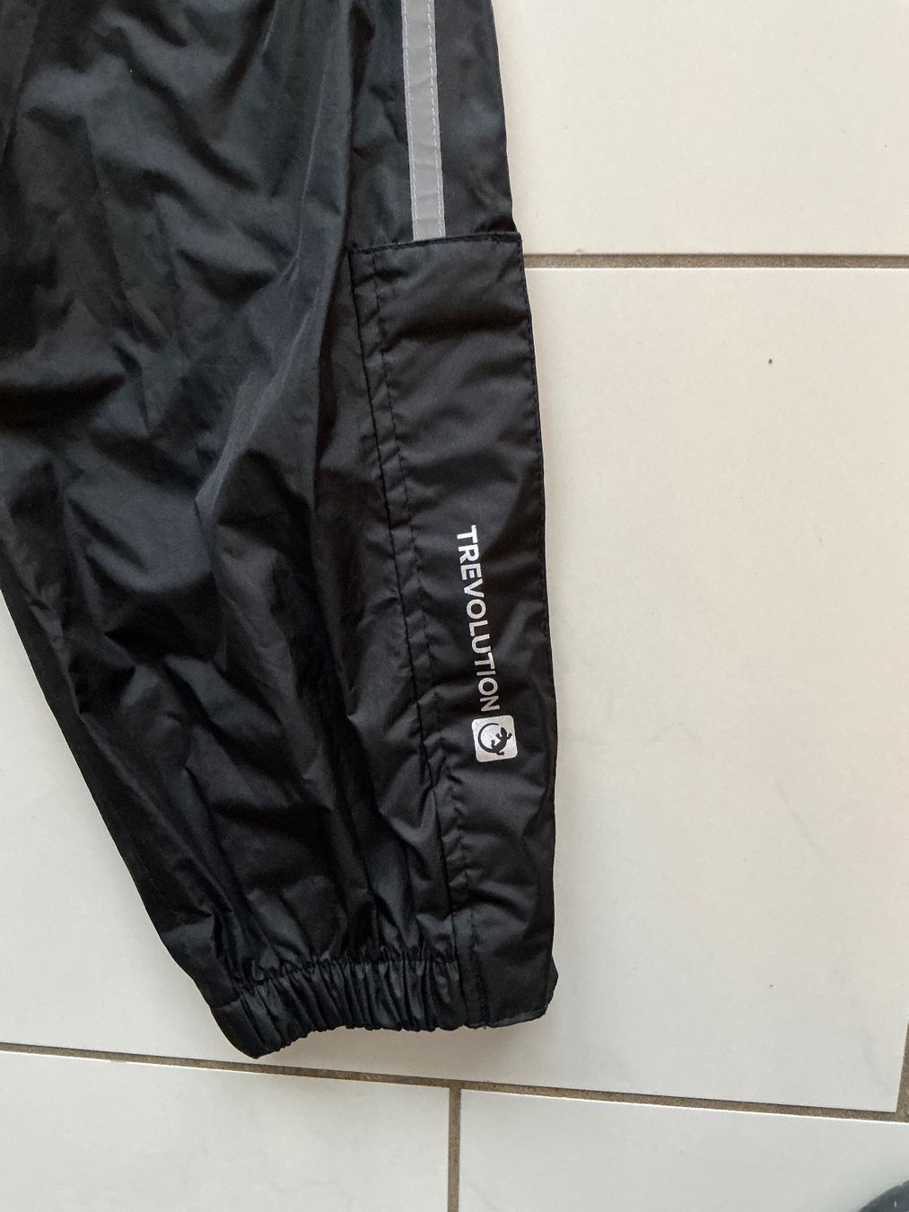 Trevolution Pantaloni: Regenhose Trevolution Gr.152 – Usato da Biel-Benken BL venduto da Sahra1 1