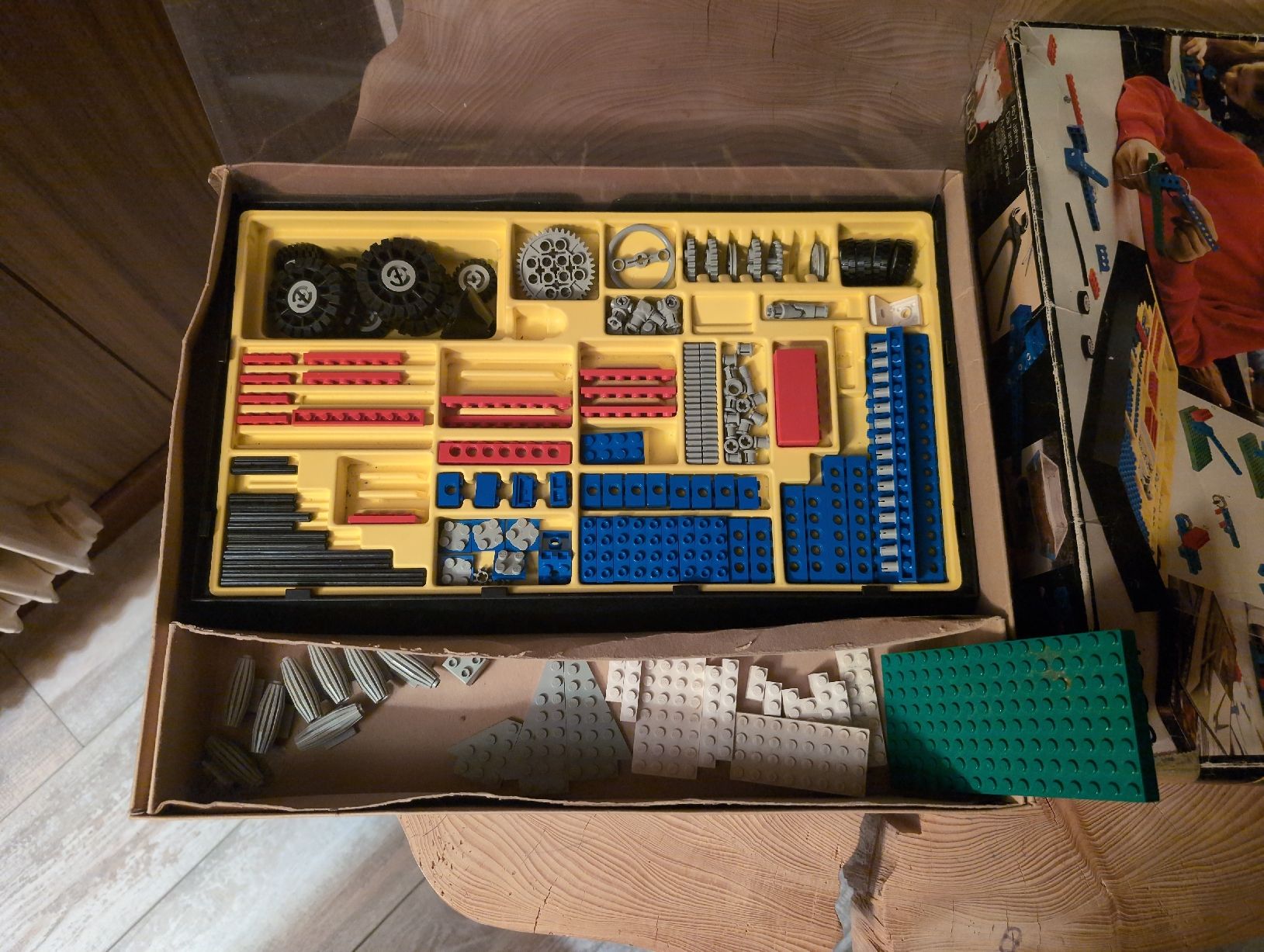 Lego Giocattoli: LEGO Technic Set 1030 Bausteine mit Box gebraucht 1983 – Usato da Kyburg venduto da BenWe 1