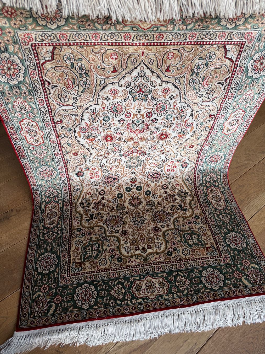 Tappeti: China Seidenteppich - 100% handgeknüpft – Nuovo (secondo la descrizione) da Bennau venduto da Mayer_Carpets