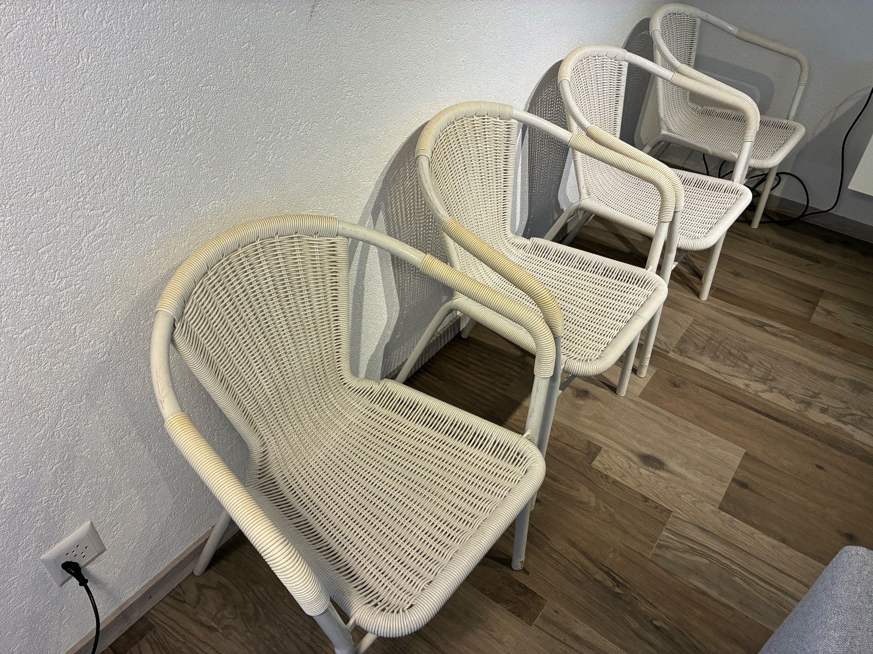 Pfister Sedie: 4 Gartentisch Bistro stühle – Usato da Fontaines NE venduto da cri_9ntg 4