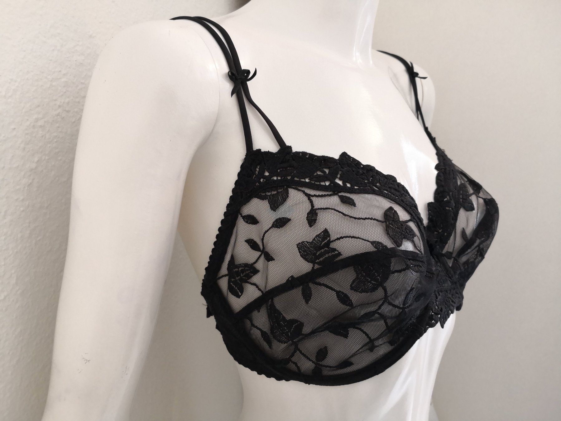 Altra biancheria intima: 🤩BARBARA SPITZEN BH SCHWARZ NEU – Nuovo (secondo la descrizione) da Olten venduto da Naja-Twins-Twins 3