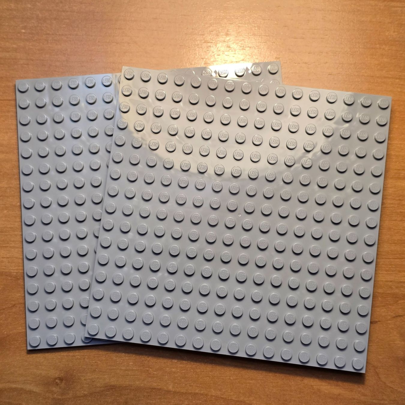 Lego Jeux de construction: Lego 2x Platten 16x16 hellgrau – Neuf (Voir description) à Basel par Swi-7621
