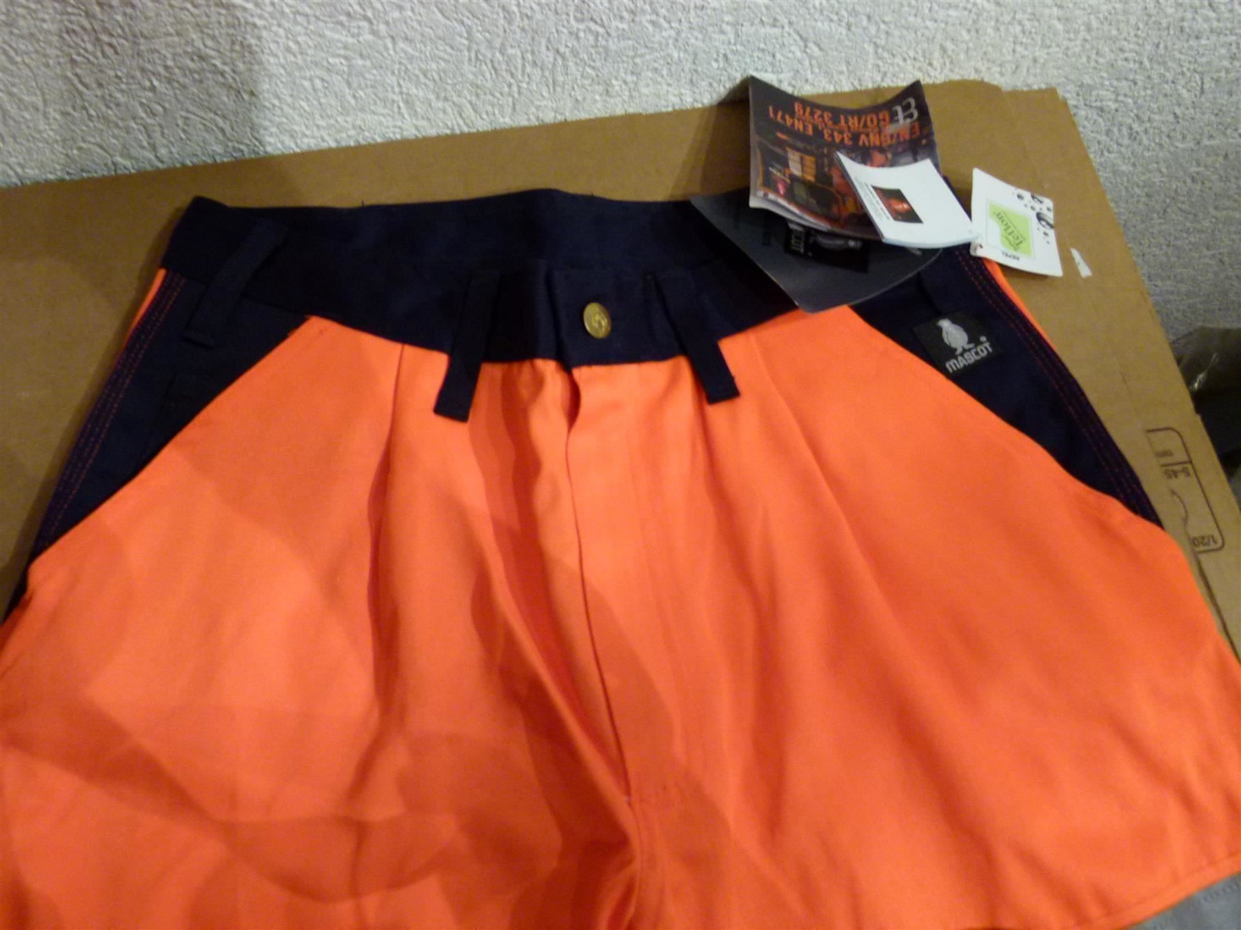 Hosen: Mascot Arbeitsshorts, Gr. 42 NEU – Neu und originalverpackt aus Uerkheim von Justi.y 5