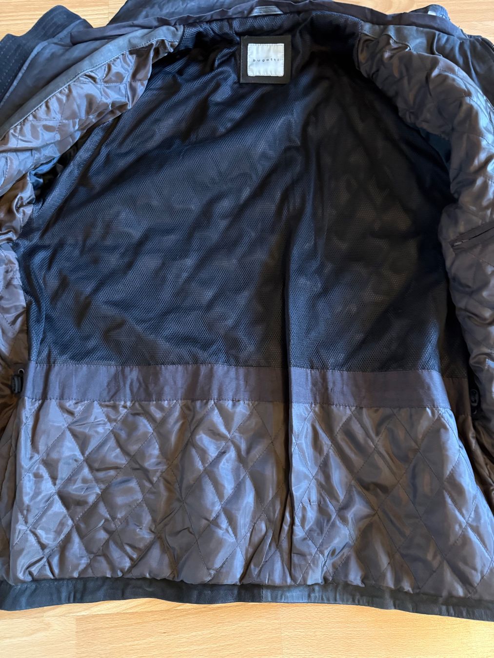 Bugatti Giacche: Bugatti Echtleder Winterjacke – Usato da Hirschthal venduto da Liebenswerter111 3